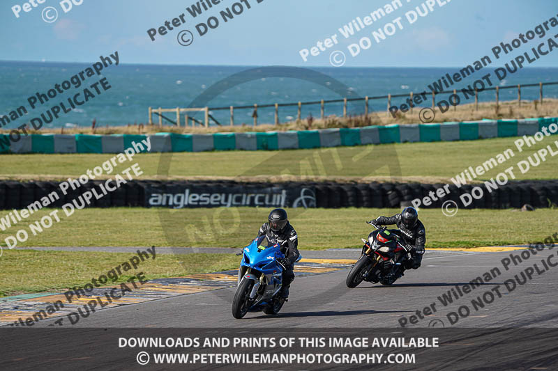 anglesey no limits trackday;anglesey photographs;anglesey trackday photographs;enduro digital images;event digital images;eventdigitalimages;no limits trackdays;peter wileman photography;racing digital images;trac mon;trackday digital images;trackday photos;ty croes